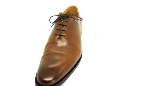 Lacets coton ciré marron et bleu - Made in France - Chaussure marron - Face - Petit-détail.com