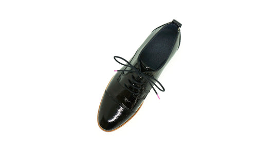 Lacets coton ciré noir et rose fuchsia - Made in France - Chaussure noire - Dessus - Petit-détail.com