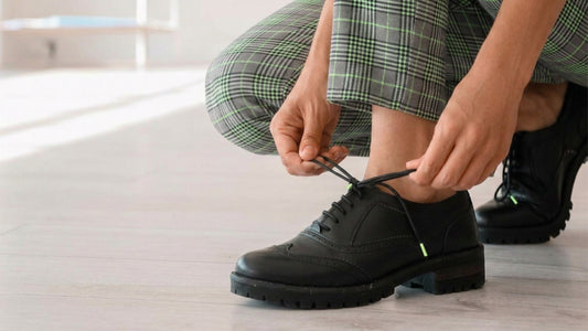 Lacets coton ciré - Noir & Vert - Made in France - En Situation - Unisexe - Paire - Petit-détail.com