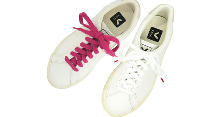 Lacets sneakers coton bio certifié - magenta intense - blanc et rouge framboise - Made in France - Unisexe Paire - Dessus - Petit-détail.com