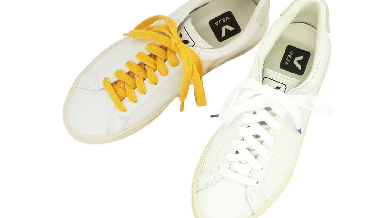Lacets sneakers coton bio certifié - ocre jaune - blanc et bleu nuit - Made in France - Unisexe Paire - Dessus - Petit-détail.com